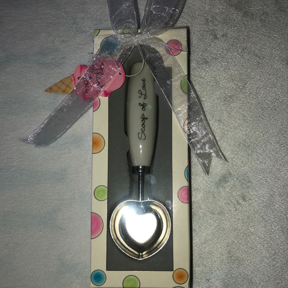 NEW Kate Aspen Scoop of Love Scoop